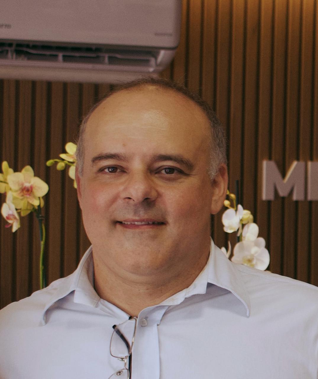 Dr. Rogério Cantadori 